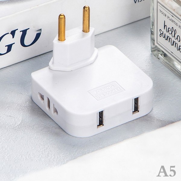 Euroopan säädösten mukainen kätevä pyörivä pistokematkasovitin White+USB