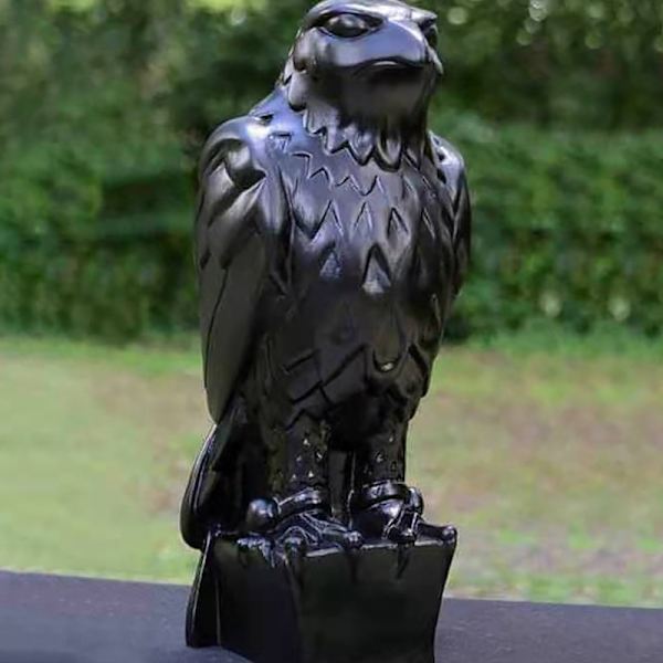 1 kpl Black Resin Maltan Falcon -patsashyllykoristeita 1PCS