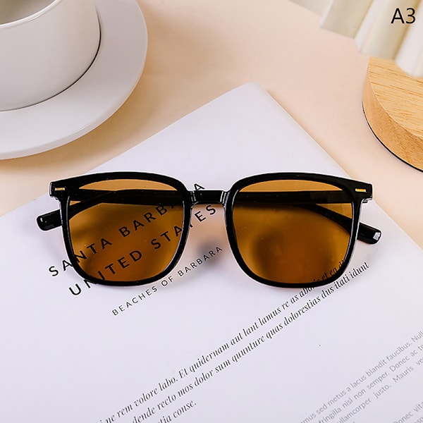 Klassiske Minimalistisk Square Frame Solbriller Unisex Fashion Outdo A3