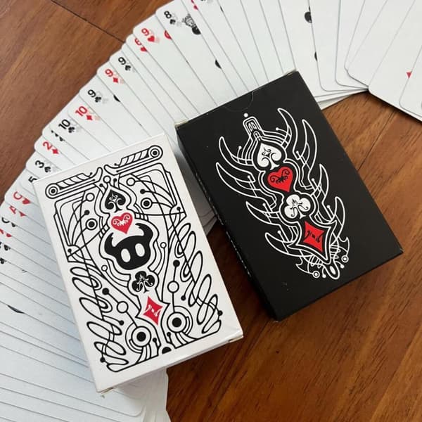 Hollow Knight Svart Vit Spelkort Spel Kortgrupp Samlarobjekt A2