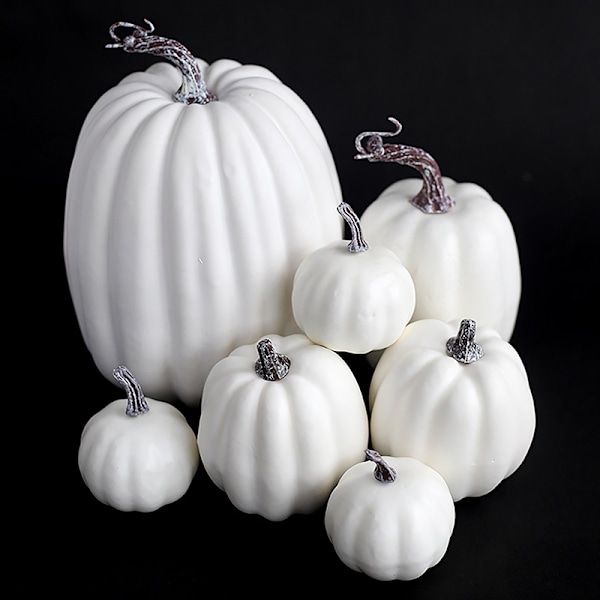 7-osainen keinotekoisten kurpitsamallien setti Halloween-koristeluun B