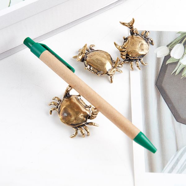 1 PC Messinkirapu Pieni Patsas Ornamentti Figurine Decora