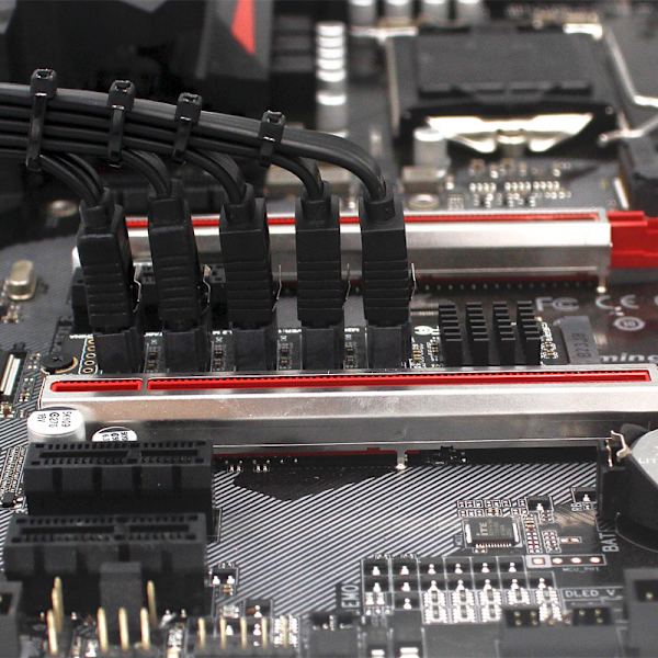 M.2 NVME PCI-E PCIE X4 X8 X16 til 6 porter 3.0 SATA-adapter