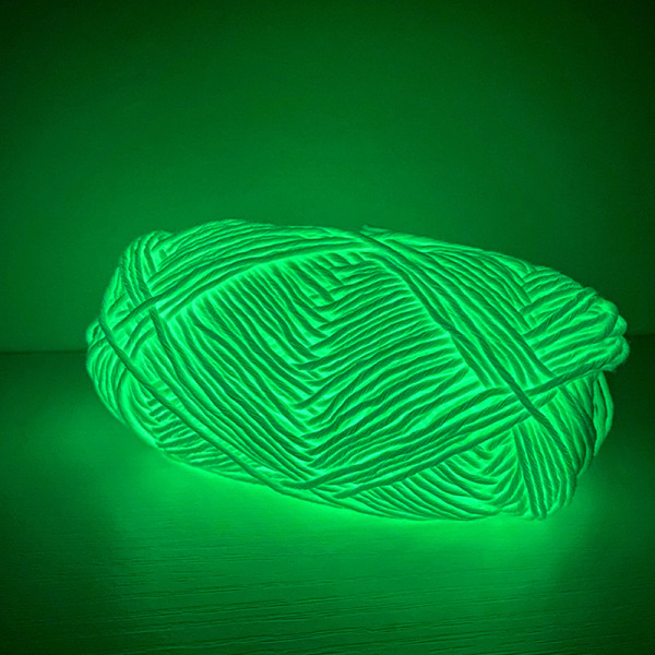 Functional Yarn Glow Polyester Luminous Chunky Yarn 2mm White