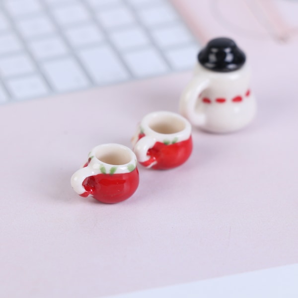 Nukkekodin miniatyyri joulukeramiikkakupit ja set