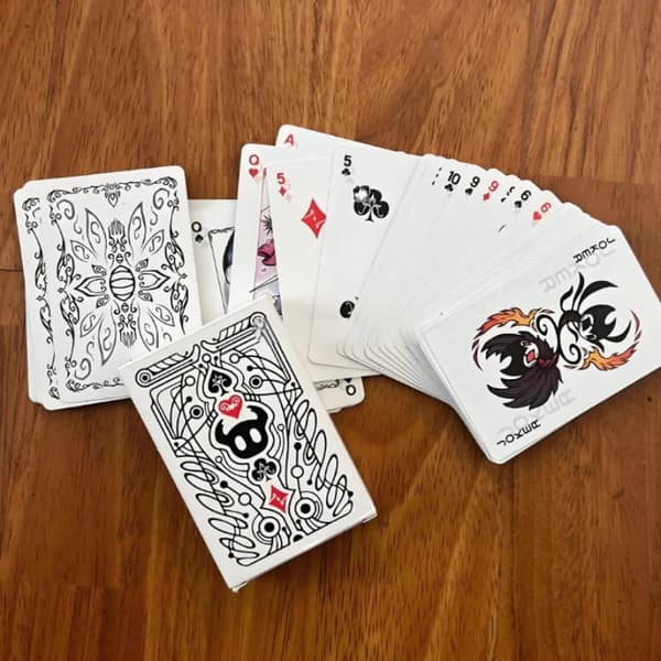 Hollow Knight Svart Vit Spelkort Spel Kortgrupp Samlarobjekt A2