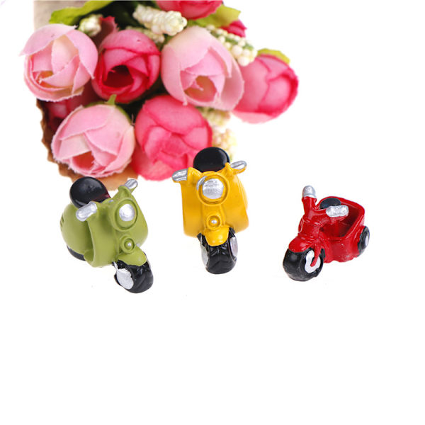 Dollhouse Miniatyyri kolmipyöräinen moottoripyörä Mikromaisema Fairy G Red
