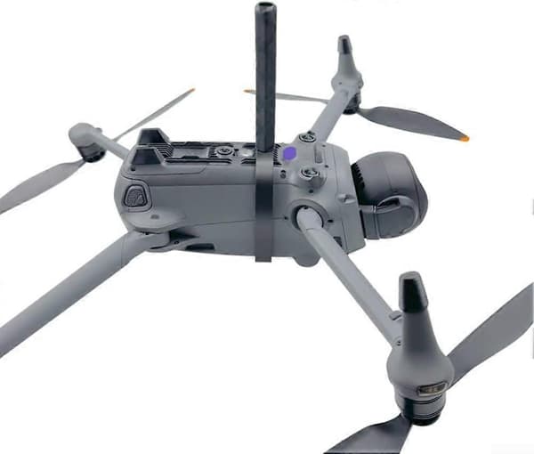 Håndholdt montering til Mavic 4 Pro, designet til forbedret stabilitet og ydeevne.