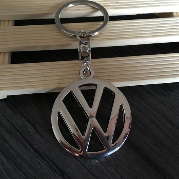 [KK]VW Avaimenperä metallia, hopea