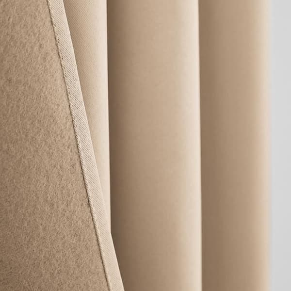 Beige termisk blendingsgardin, 140 x 260 cm