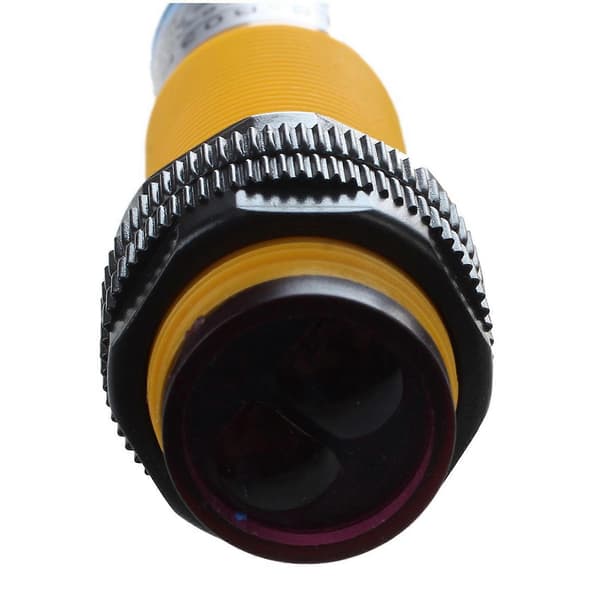 2X DC 3-leder 6-36V PNP IR fotoelektrisk sensorbryter 30cm E18-B03P1 Black