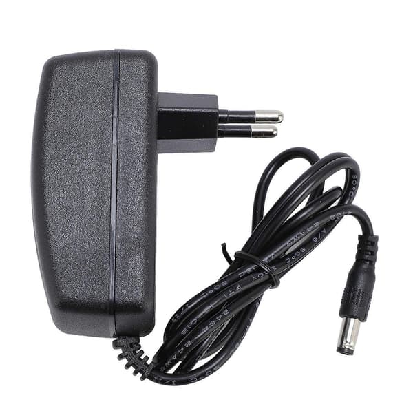 10V 2A strømadapter for LED-skilt, sikkerhetskameraer, spillkonsoller, EU-plugg, 5,5x2,5 mm
