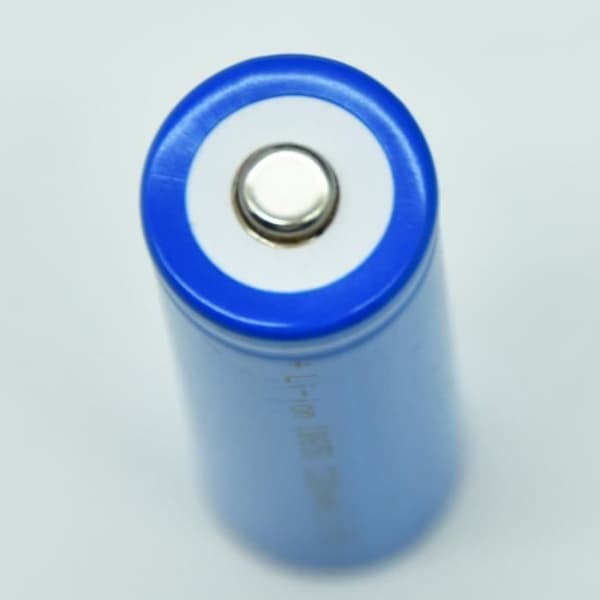 4 OPPLADBARE BATTERIER 18650 3.7V 1200mAh Li-ion