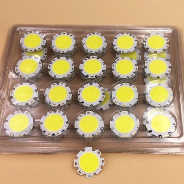 LED-ljuskälla Chip Light-Emitting Diode VARM VIT 7W 7W varm vit 7W-7W[ca]