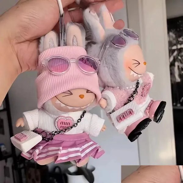 & Tilbehør For Plysjting 17Cm Labubu Dukke Klær Antrekk Korea Kpop Exo Idol V1 V2 Skjørt Genser Gave 241219 Drop Delivery Leker Dhotq.Ca