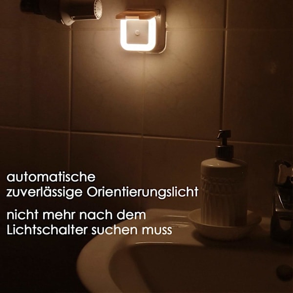 Dæmpbar LED-natlampe med bevægelsessensor Sæt med 2 natlamper Stikkontakter Trinløst justerbar lysstyrke 3 tilstande (Auto/On/Off) Orienteringslys