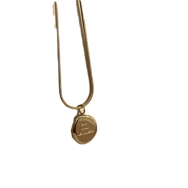 Bokstav i titan stål, rostfritt stål, hänge, halsband, guld