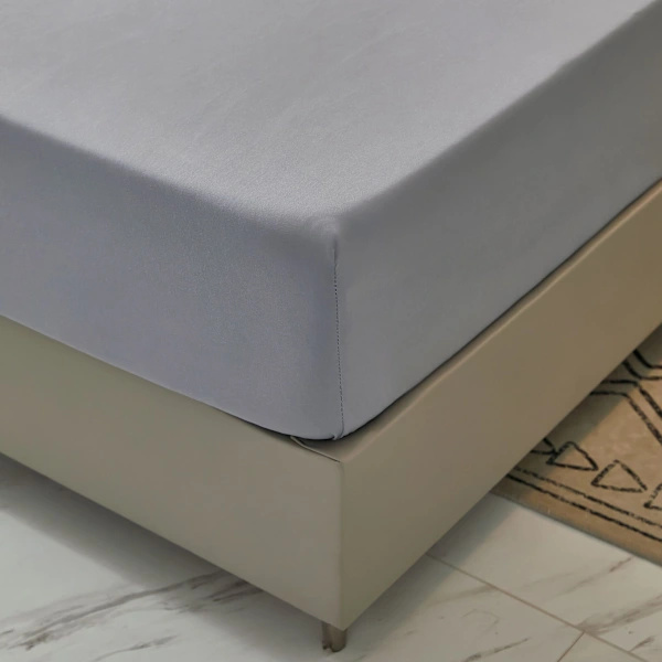 Gray Microfiber Fitted Sheet Solid Brushed Fitted Sheet Thick Skin-Friendly and Breathable 180 x 200 x 30 cm