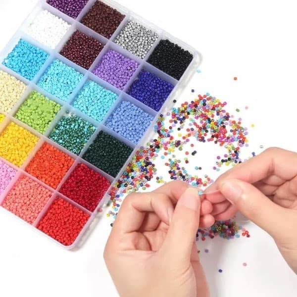 DIY - Perleboks - Frøperler - 4 mm - 4800 stk. - Smykkefremstilling multicolor