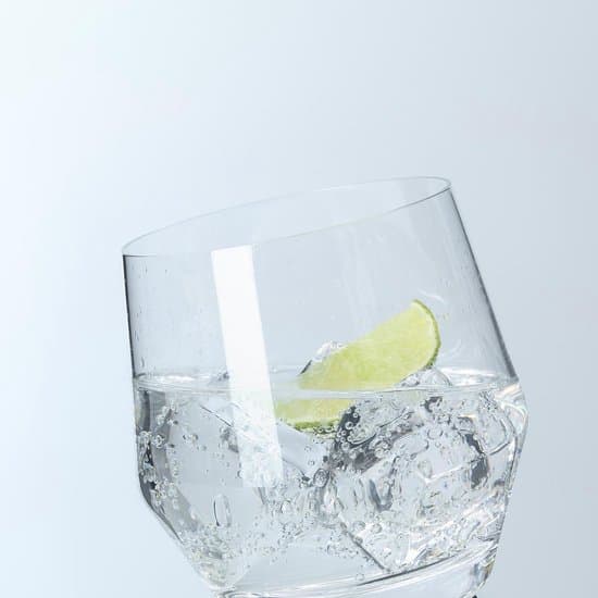 Leonardo Puccini Dricksglas 6-pack, 310 ml klara Teqton-glas, diskmaskinssäkra vattenglas för juice och läsk, för daglig användning
