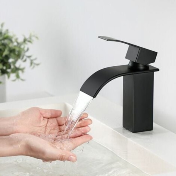 DPZO NOIR Vattenfall Blandare i Mässing för Badrum Modern Design-DPZO.ca