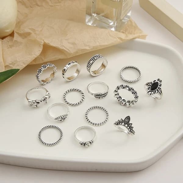 14 st/set Silverfärgade Vintage Fingerringar Damknut