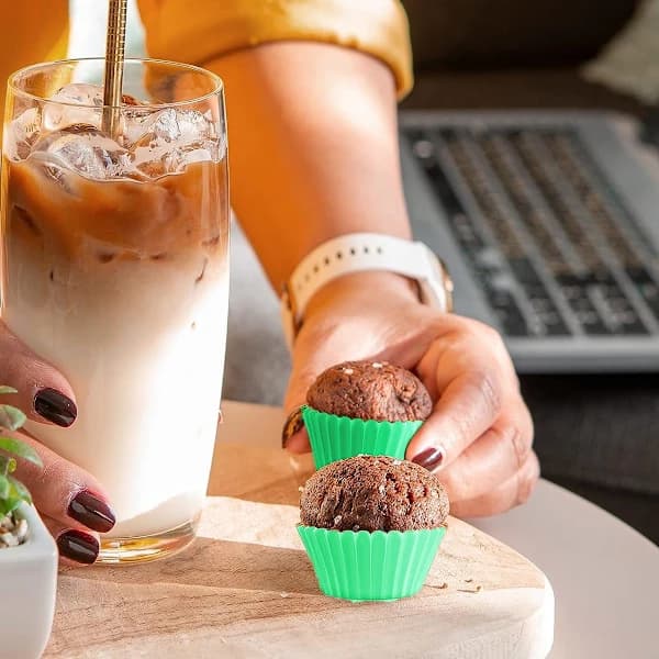 Standardiserade muffinsformar i fettfritt papper, muffinsformar för tårtor