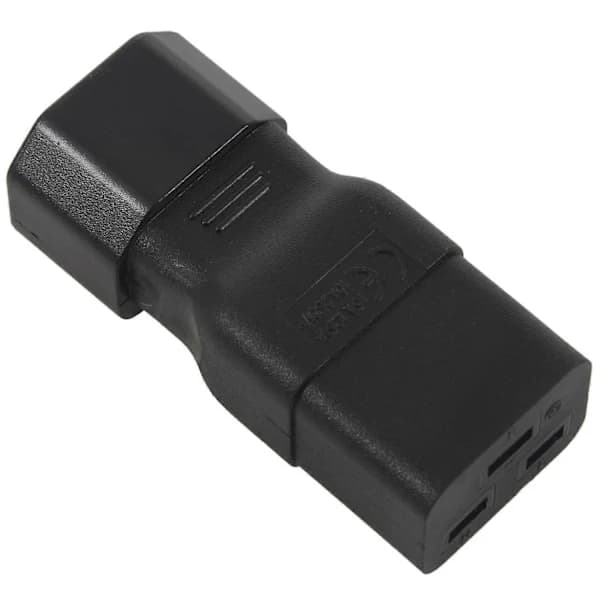 PDU UPS IEC Uros C14 - Naaras C19 -sovitin IEC C19 - C14 -liitin