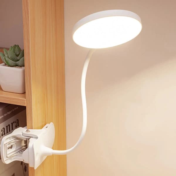 LED-puristusvalo 3 kirkkaustasolla ja USB-latauksella