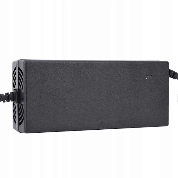 DC 67.2V 2A Lader for Elektrisk Sparkesykkel
