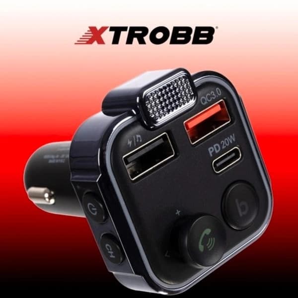 Bluetooth FM-lähetin ja laturi - Autoon