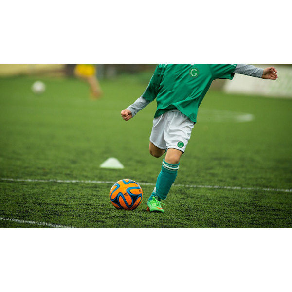 AC Milan 2022-2023 Hjemme Børnefodboldtrøje Nr. 11 Ibrahimovic Komfortabel - Perfekt 8-9 år (ca.) 8-9 years