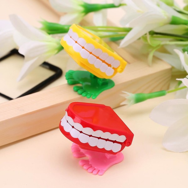 Clockwork Jumping Denture Educational Toys Dentist Desktop Decoration Prank Game