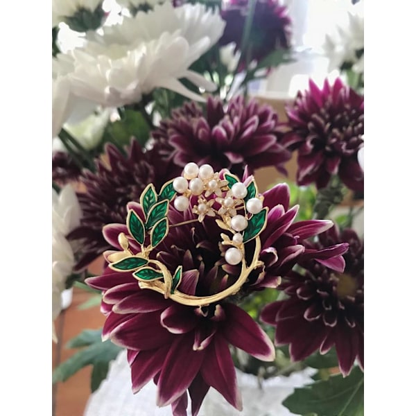 Liljekonvalj Brosch Gåvor, Drottning Elizabeths Favoritblomma (LGL)