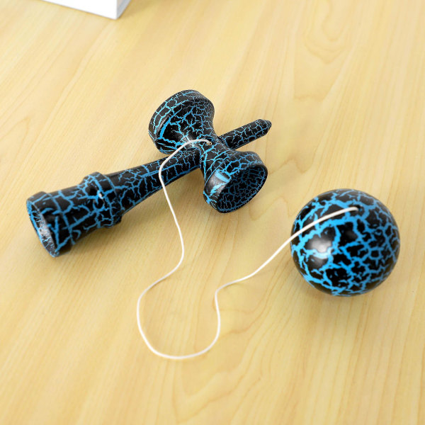 Tretre leketøy utendørs sport Kendama leketøy ball barn og voksne utendørs ball sport Crack bøk tre[GL] BlackBlue