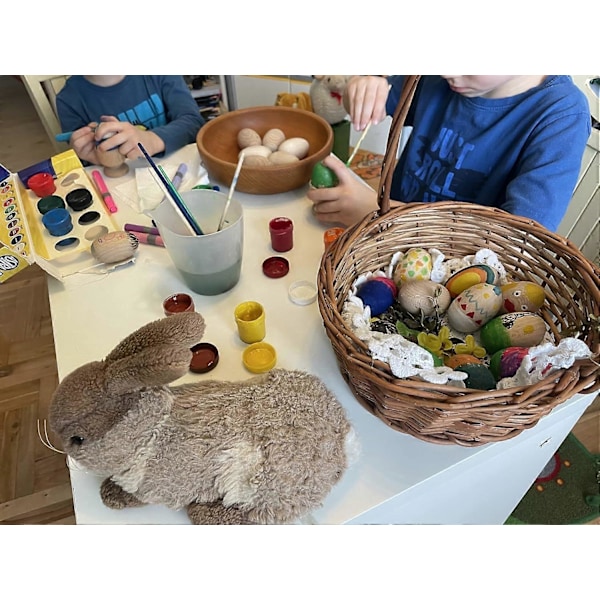 Trägg för påskpyssel eller dekorationer. Perfekt för påskäggsjakt eller heminredning. Set med 10 omålade ägg. (LGL)
