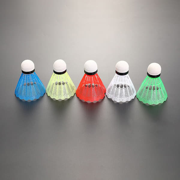 Bärbara badmintonbollar 12-pack för utomhusbadminton (LGL)
