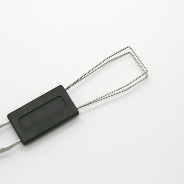 Keycap Puller and Cleaning Brush