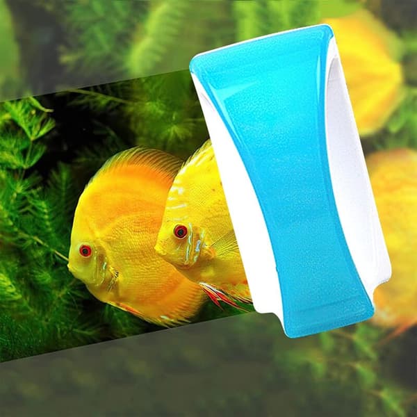 Magnetic Aquarium Brush. Floating Algae Cleaning Tool with Handle (Blue).