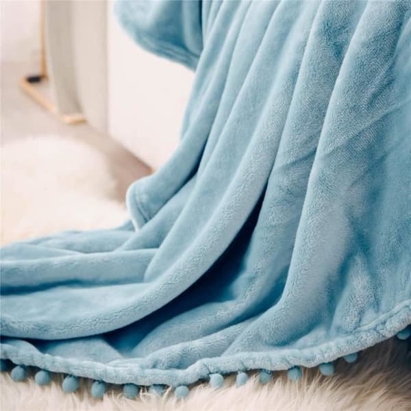 Fleece Tæppe 130 x 150 cm - Blødt - Fluffy - Lyseblåt