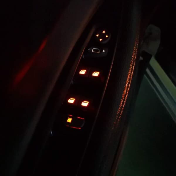 Elektrisk vindusbryter foran venstre, førerside, trykknapp for Citroën C4 (2004-2010).