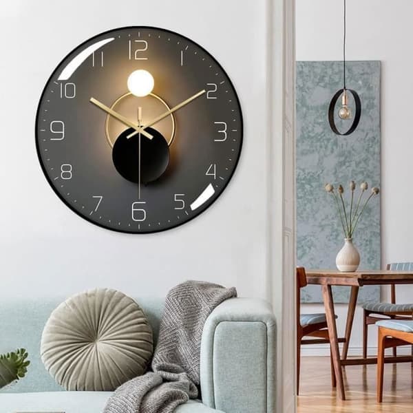 Lydløs rund vægur - 30 cm - Sort - Moderne design