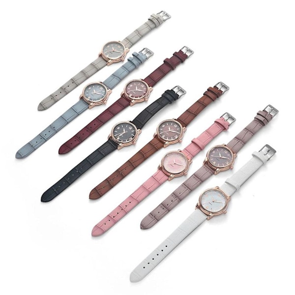 Nytt Mode Casual Dam Quartz Klocka PU Läder Färg Armband Flicka Urtavla Klocka Studentpresenter O0X5 Blue One size