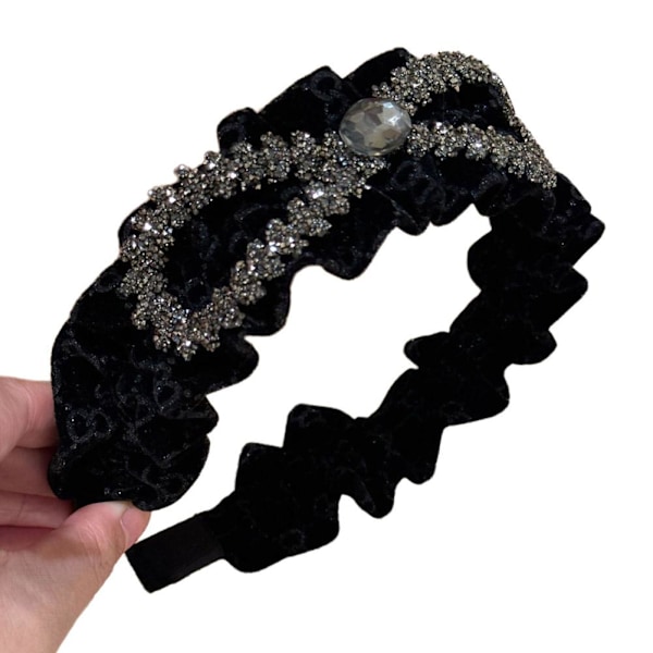 Lyxigt sammetsdiadem för kvinnor, retro plisserat mångsidigt diadem V1A1 N M4O4 Black 1pcs