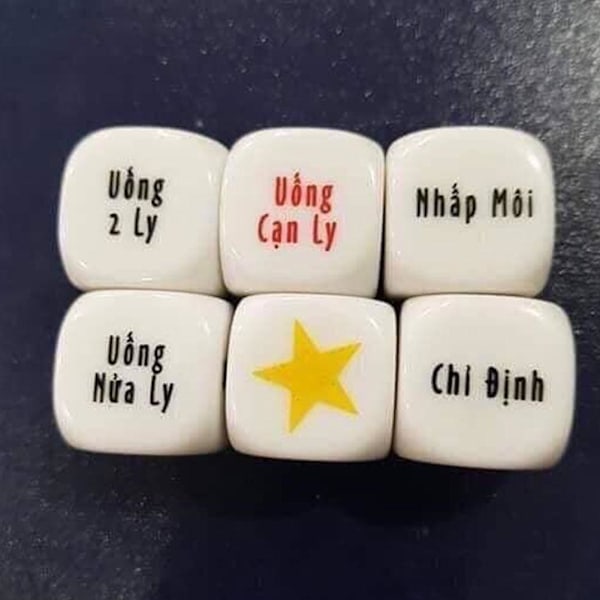 Vietnamesiskt drickspel med tärningar T7N7