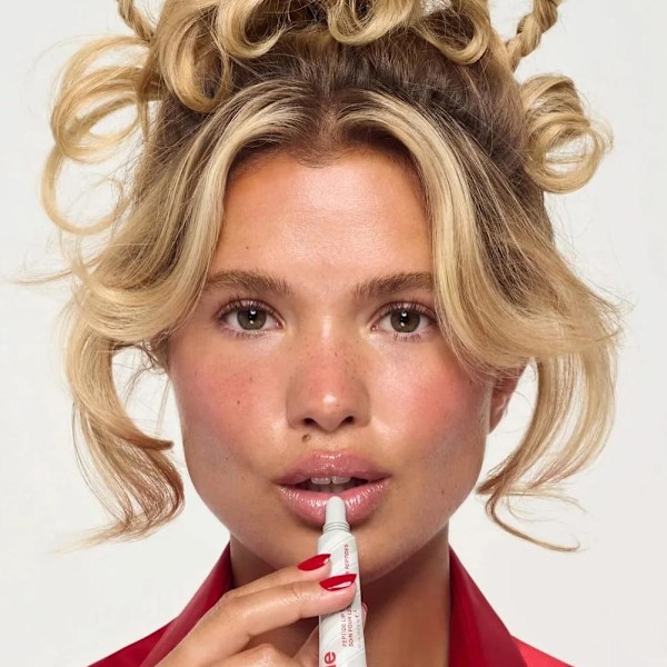 Rhode Peptide Läpptoning Behandling Återfuktande Läppglans Balsam 8-Färger cinnamon roll  10ML