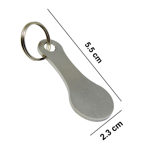 2 st nyckelringar i metall - en i silver