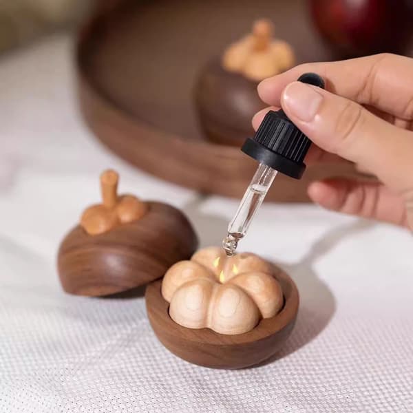 Mangosteen Creative Aroma Diffuser med Svart Valnöt Massivt Trä Flamfri Aromdiffusor