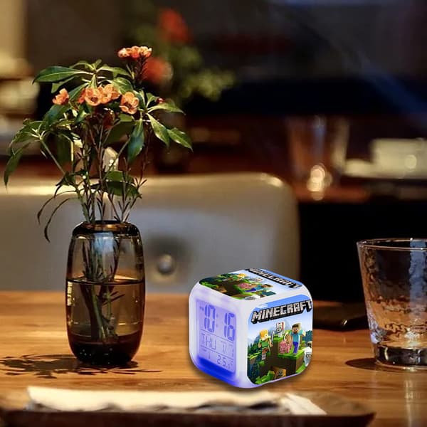 Lysende natlys ur (11#-lysende farverigt vækkeur [gratis 3 batterier])