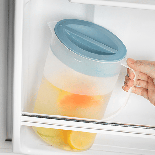 Stor plastkallvattenflaska med lock - Stor - Blå